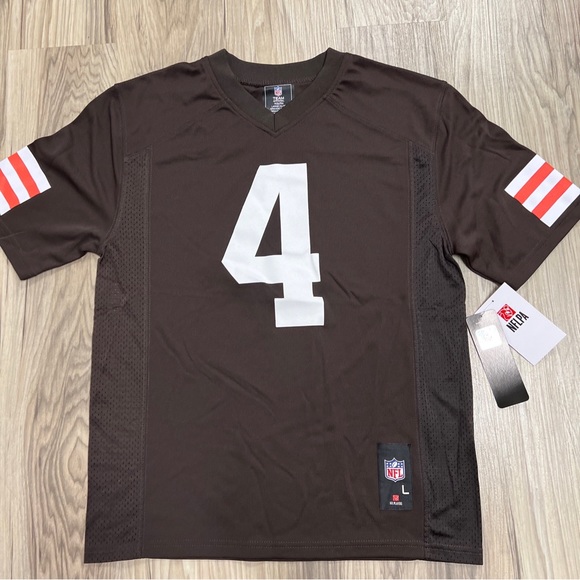 NFL Team Apparel Cleveland Browns Deshaun Watson Jersey Youth Medium 10/12 NWT - Picture 1 of 8